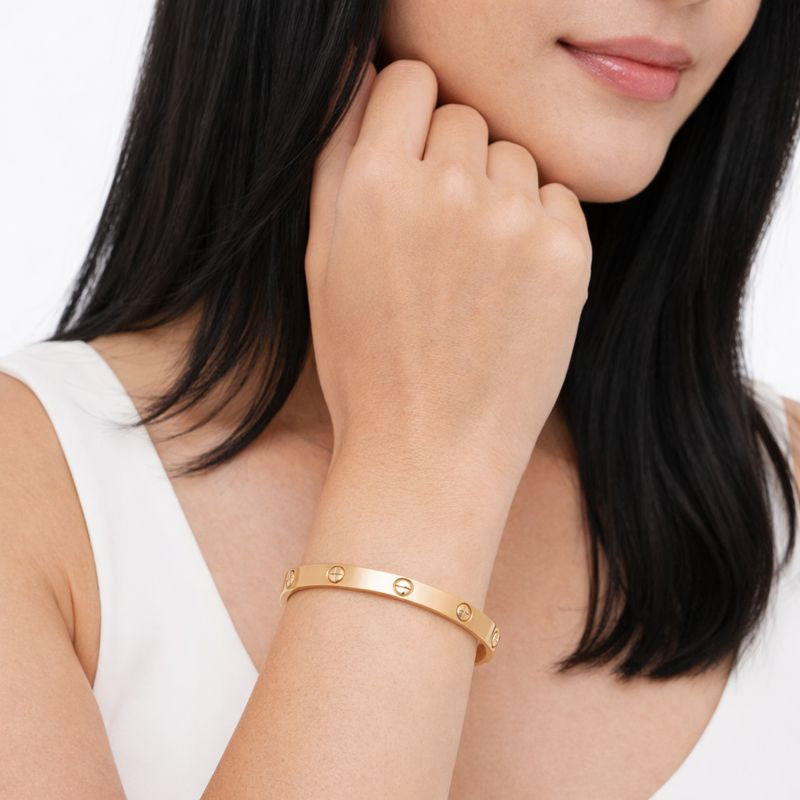 Preowned Cartier Classic Love Bracelet in Size 16