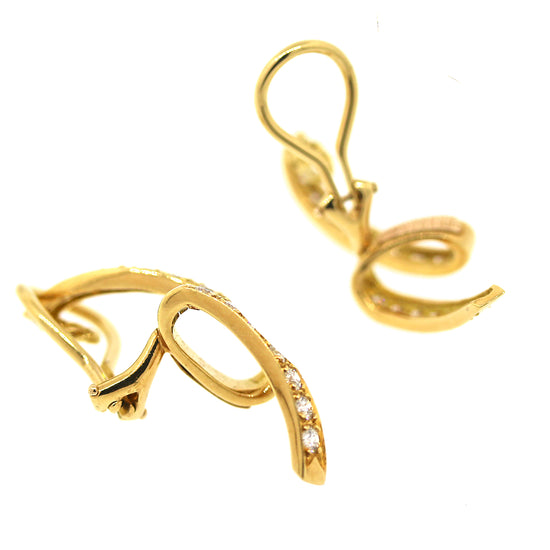 1.05 carats Diamond Swirl Earrings in Yellow Gold