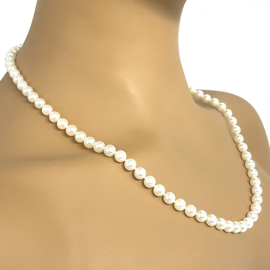 Classic 22 inches Pearl Strand Necklace