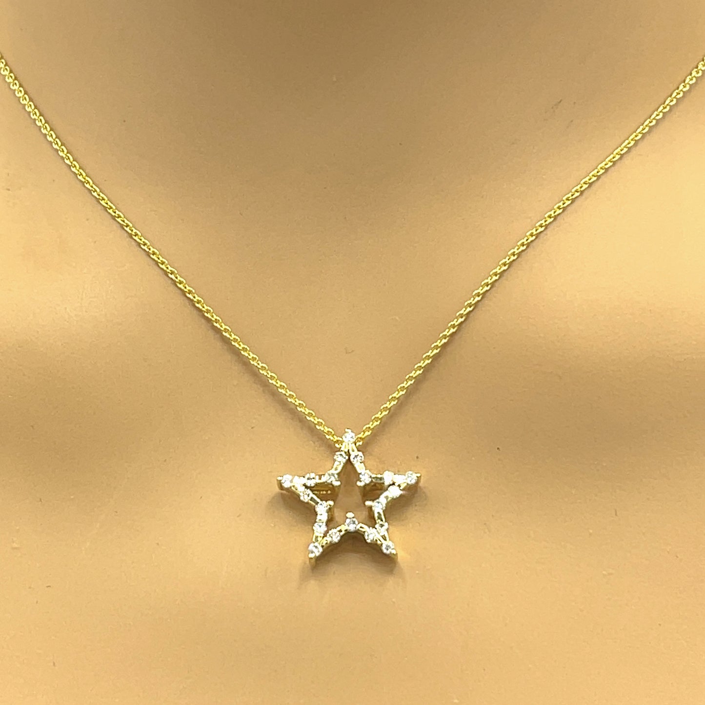 14 kt Yellow Gold Diamond Star Pendant - Chain not included