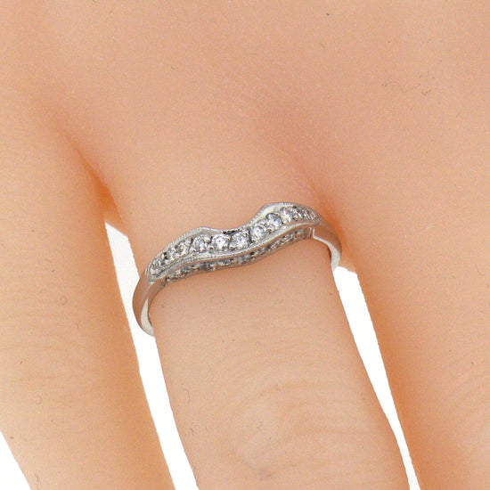 Tacori Platinum V-Shape Diamond Band Ring