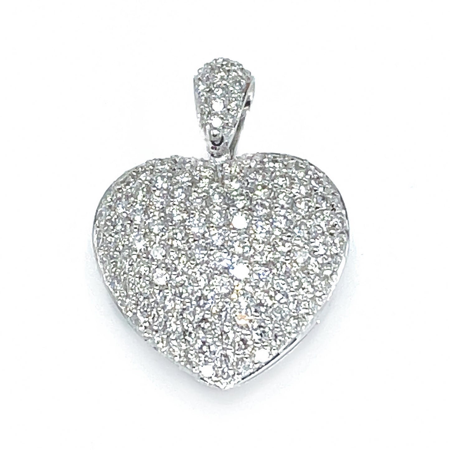 18k White Gold Pave Diamond Heart Pendant Necklace